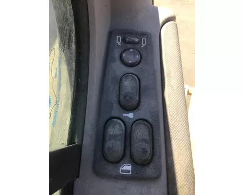 FREIGHTLINER CASCADIA 2018-2025 DOOR ASSEMBLY, FRONT