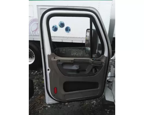FREIGHTLINER CASCADIA 2018-2025 DOOR ASSEMBLY, FRONT