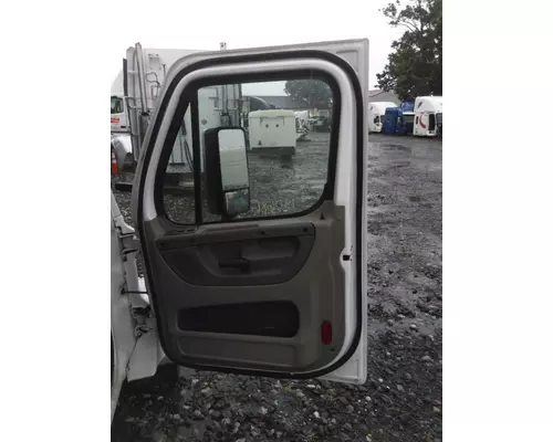 FREIGHTLINER CASCADIA 2018-2025 DOOR ASSEMBLY, FRONT