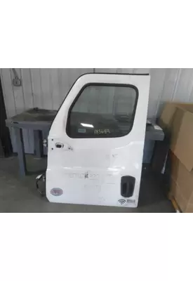 FREIGHTLINER CASCADIA 2018-2025 DOOR ASSEMBLY, FRONT