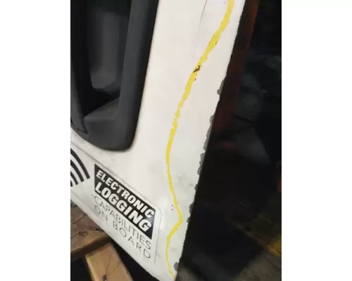 FREIGHTLINER CASCADIA 2018-2025 DOOR ASSEMBLY, FRONT