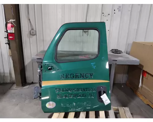 FREIGHTLINER CASCADIA 2018-2025 DOOR ASSEMBLY, FRONT
