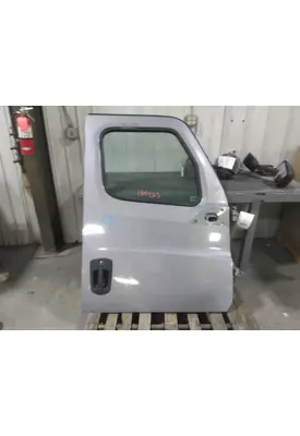 FREIGHTLINER CASCADIA 2018-2025 DOOR ASSEMBLY, FRONT