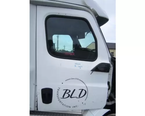 FREIGHTLINER CASCADIA 2018-2025 DOOR ASSEMBLY, FRONT