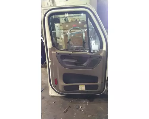 FREIGHTLINER CASCADIA 2018-2025 DOOR ASSEMBLY, FRONT