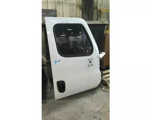 FREIGHTLINER CASCADIA 2018-2025 DOOR ASSEMBLY, FRONT