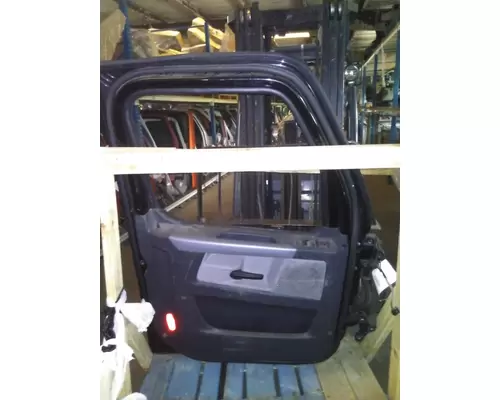 FREIGHTLINER CASCADIA 2018-2025 DOOR ASSEMBLY, FRONT