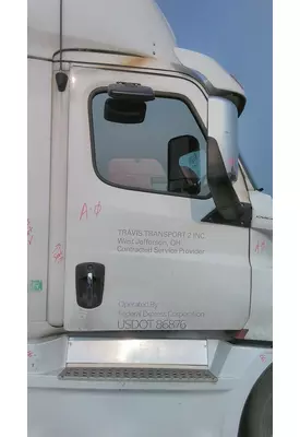 FREIGHTLINER CASCADIA 2018-2025 DOOR ASSEMBLY, FRONT