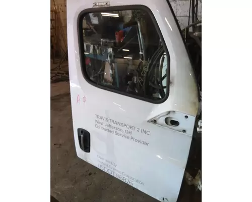 FREIGHTLINER CASCADIA 2018-2025 DOOR ASSEMBLY, FRONT