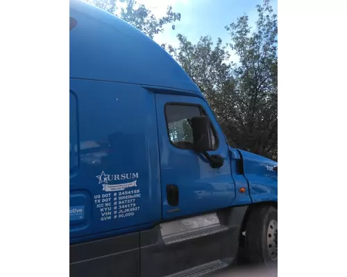 FREIGHTLINER CASCADIA 2018-2025 DOOR ASSEMBLY, FRONT
