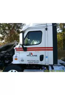 FREIGHTLINER CASCADIA 2018-2025 DOOR ASSEMBLY, FRONT