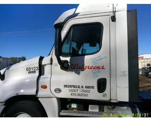 FREIGHTLINER CASCADIA 2018-2025 DOOR ASSEMBLY, FRONT