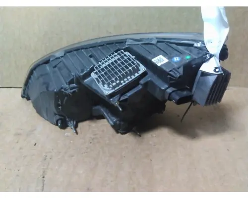 FREIGHTLINER CASCADIA 2018-2025 HEADLAMP ASSEMBLY