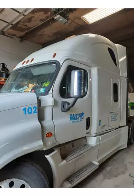 FREIGHTLINER CASCADIA EVOLUTION CAB