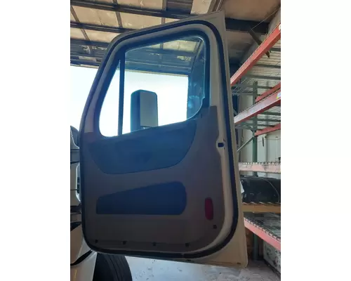 FREIGHTLINER CASCADIA EVOLUTION DOOR ASSEMBLY, FRONT