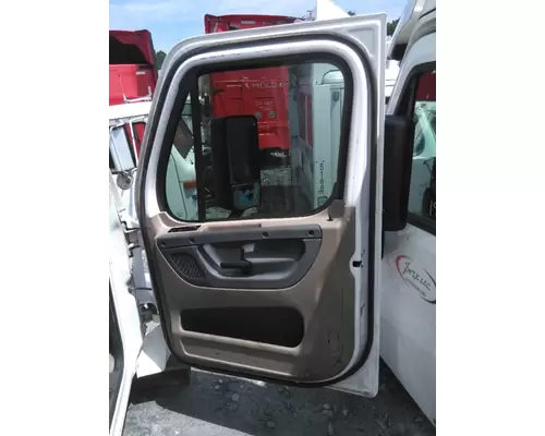 FREIGHTLINER CASCADIA EVOLUTION DOOR ASSEMBLY, FRONT