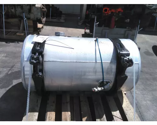 FREIGHTLINER CASCADIA EVOLUTION FUEL TANK