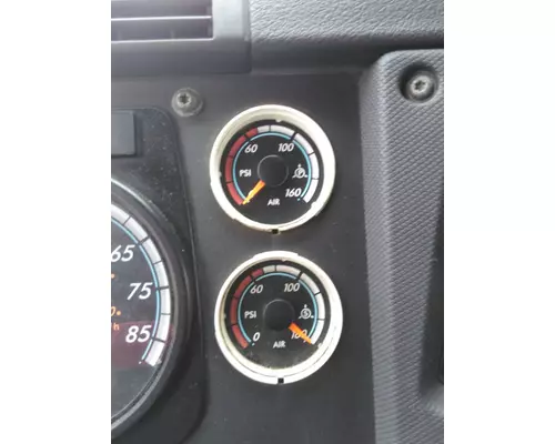 FREIGHTLINER CASCADIA EVOLUTION GAUGE CLUSTER