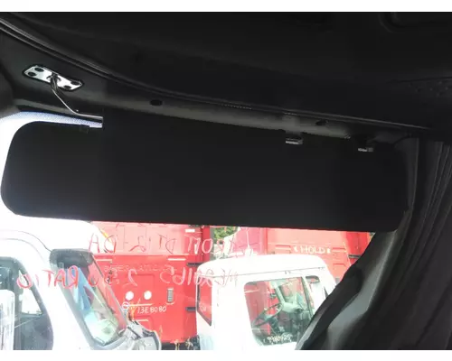 FREIGHTLINER CASCADIA EVOLUTION INTERIOR SUN VISOR