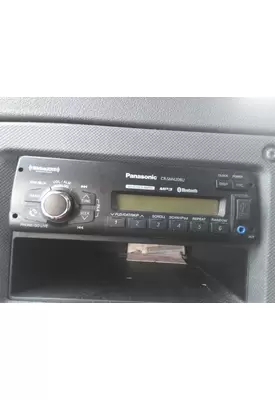 FREIGHTLINER CASCADIA EVOLUTION RADIO AM/FM/BLUETOOTH