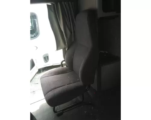 FREIGHTLINER CASCADIA EVOLUTION SEAT, FRONT