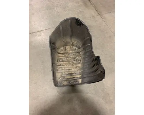 FREIGHTLINER CASCADIA  FENDER-INNER