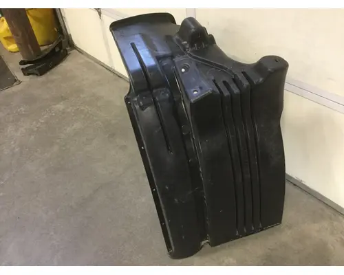 FREIGHTLINER CASCADIA  FENDER-INNER
