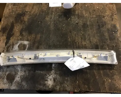 FREIGHTLINER CASCADIA 470 Lighting Components