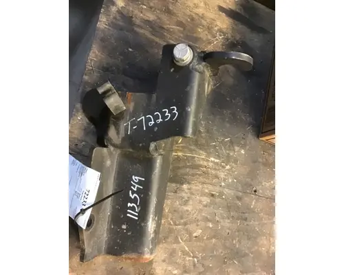 FREIGHTLINER CASCADIA 620 Tow Hooks