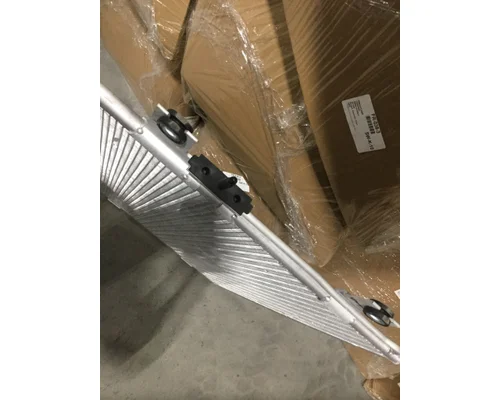 FREIGHTLINER CASCADIA AC CONDENSER