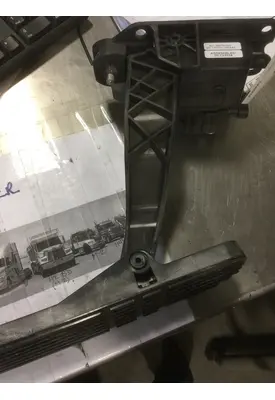 FREIGHTLINER CASCADIA ACCELERATOR PARTS