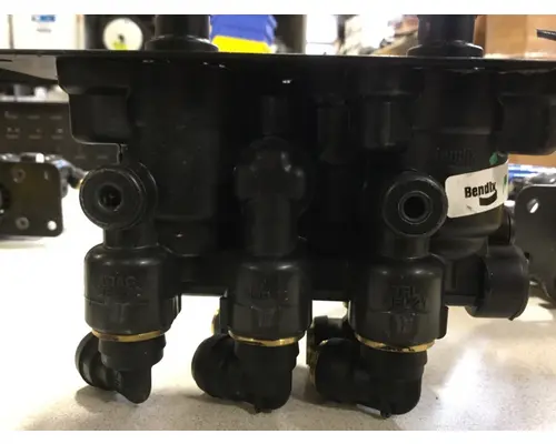 FREIGHTLINER CASCADIA AIR BRAKE PARTS