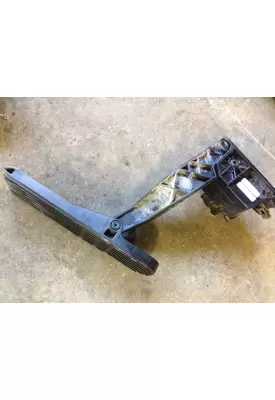 FREIGHTLINER CASCADIA Accelerator Parts