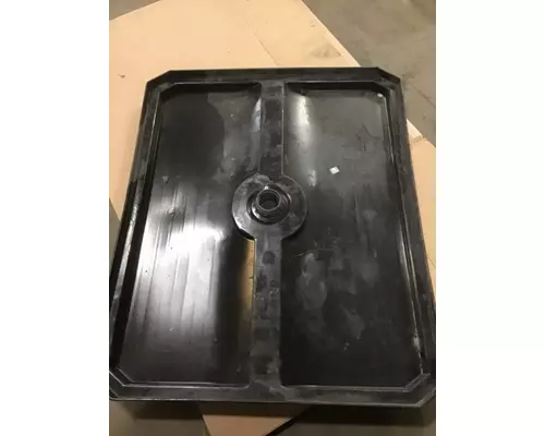 FREIGHTLINER CASCADIA BATTERY BOX COVER