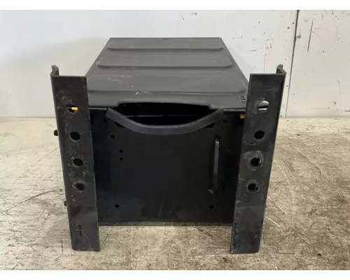 FREIGHTLINER CASCADIA BATTERY BOX