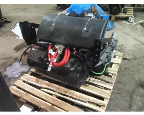 FREIGHTLINER CASCADIA BATTERY BOX