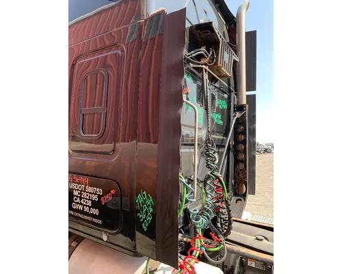 FREIGHTLINER CASCADIA BODY PARTS