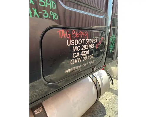 FREIGHTLINER CASCADIA BODY PARTS