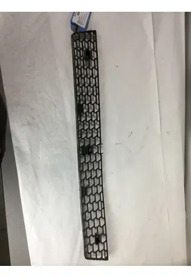 FREIGHTLINER CASCADIA BUMPER CENTER