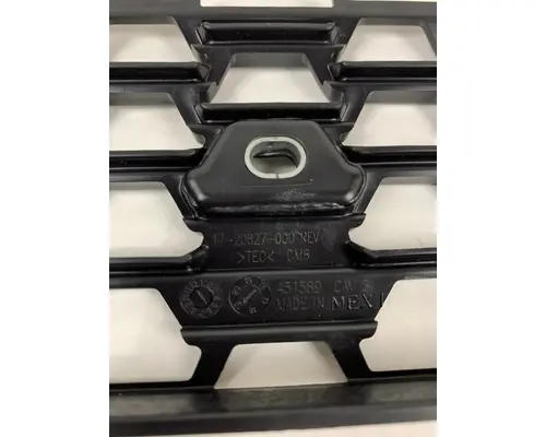 FREIGHTLINER CASCADIA BUMPER CENTER