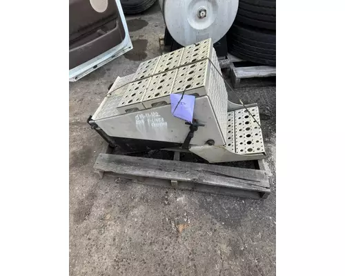 FREIGHTLINER CASCADIA Battery Box