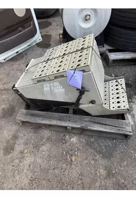 FREIGHTLINER CASCADIA Battery Box