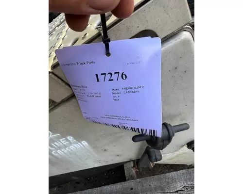 FREIGHTLINER CASCADIA Battery Box