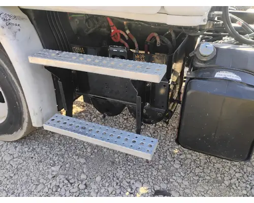 FREIGHTLINER CASCADIA Battery Box