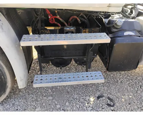 FREIGHTLINER CASCADIA Battery Box
