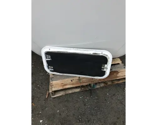 FREIGHTLINER CASCADIA Body Parts, Misc.