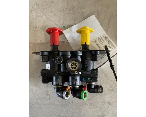 FREIGHTLINER CASCADIA Brake Parts