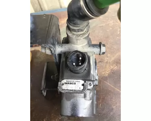 FREIGHTLINER CASCADIA Brake Proportioning Valve