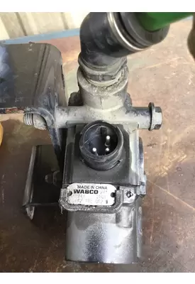 FREIGHTLINER CASCADIA Brake Proportioning Valve