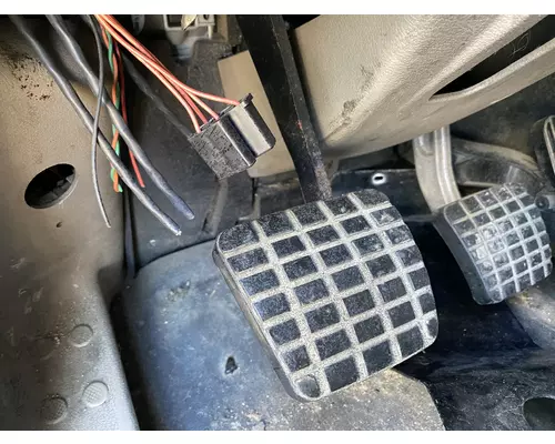 FREIGHTLINER CASCADIA BrakeClutch Pedal Box